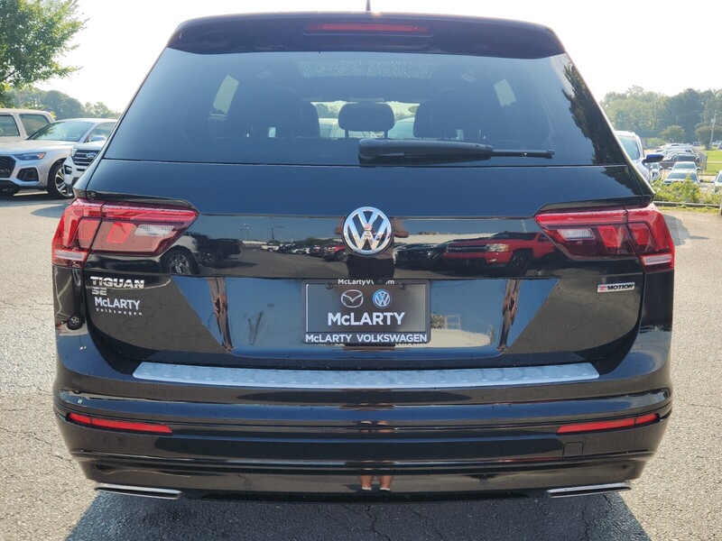 2021 Volkswagen Tiguan SE R-Line Black photo 2