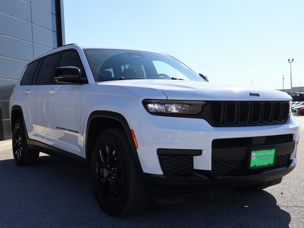2024 Jeep Grand Cherokee Altitude photo 6
