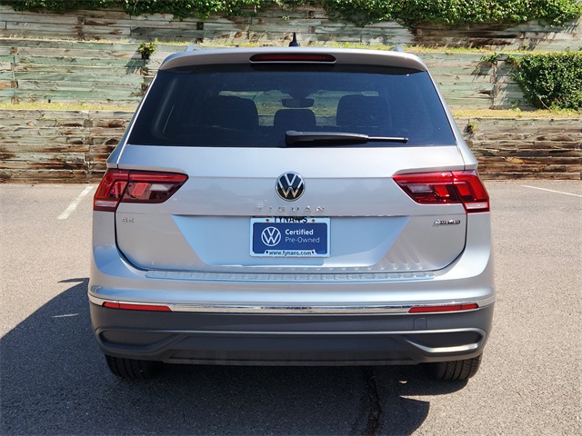 2022 Volkswagen Tiguan SE photo 4
