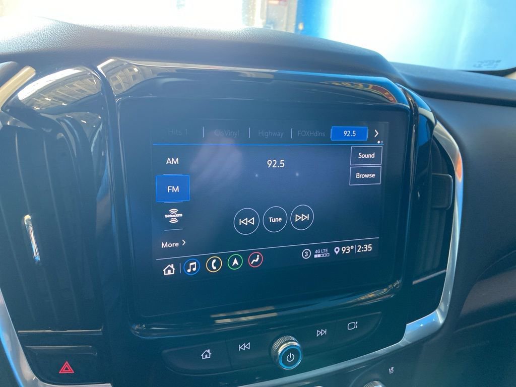 Used 2021 Chevrolet Traverse Premier with VIN 1GNEVKKW0MJ143669 for sale in Monticello, Minnesota