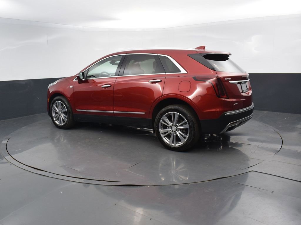 2023 Cadillac XT5 Premium Luxury photo 3