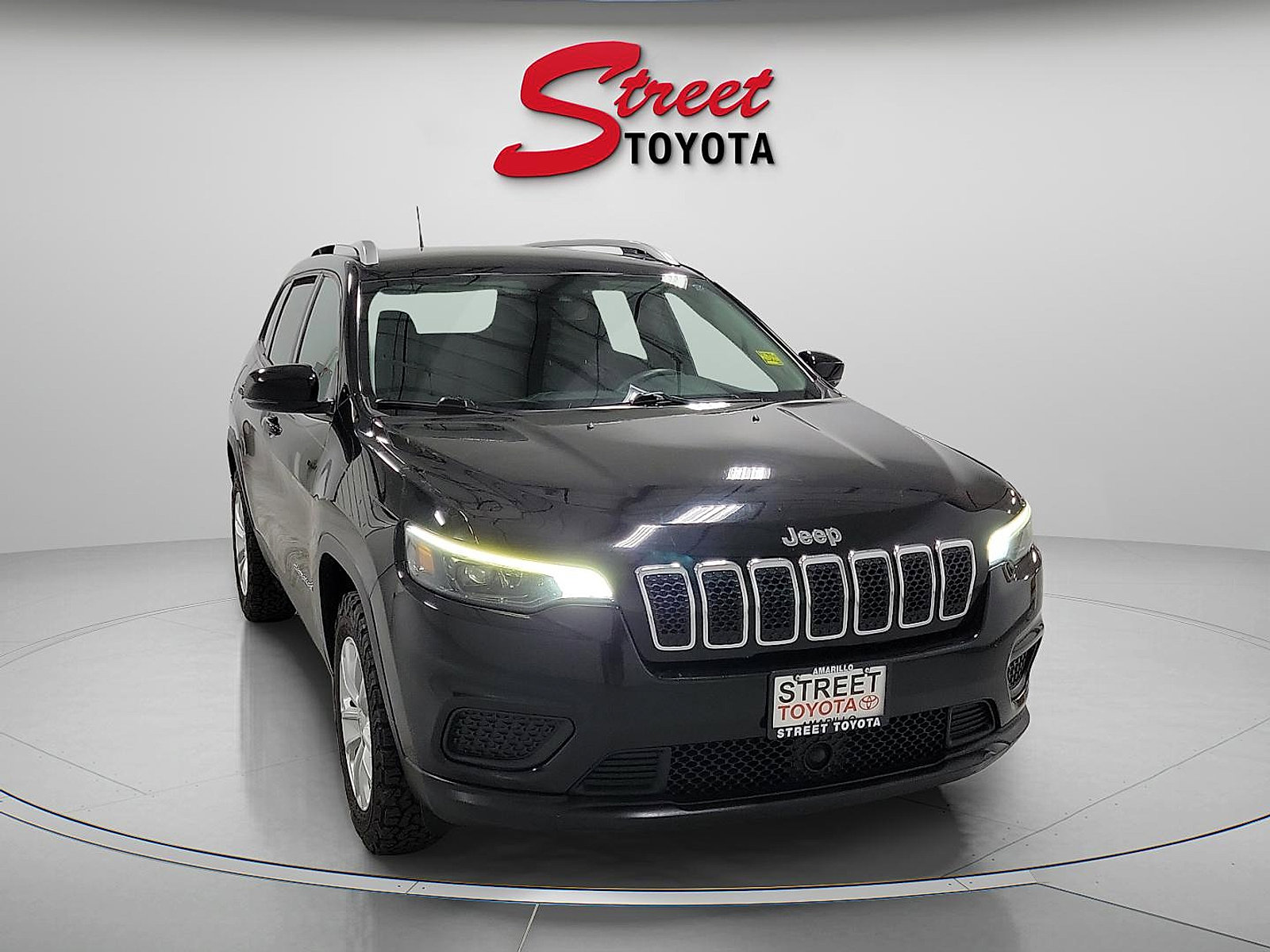 Used 2021 Jeep Cherokee Latitude with VIN 1C4PJMCBXMD123223 for sale in Amarillo, TX