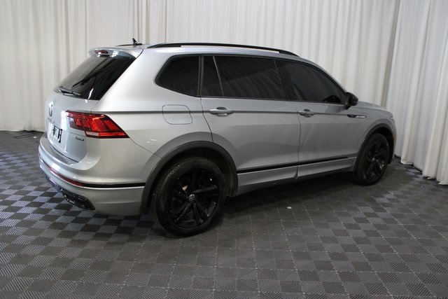 2023 Volkswagen Tiguan SE R-Line Black photo 6