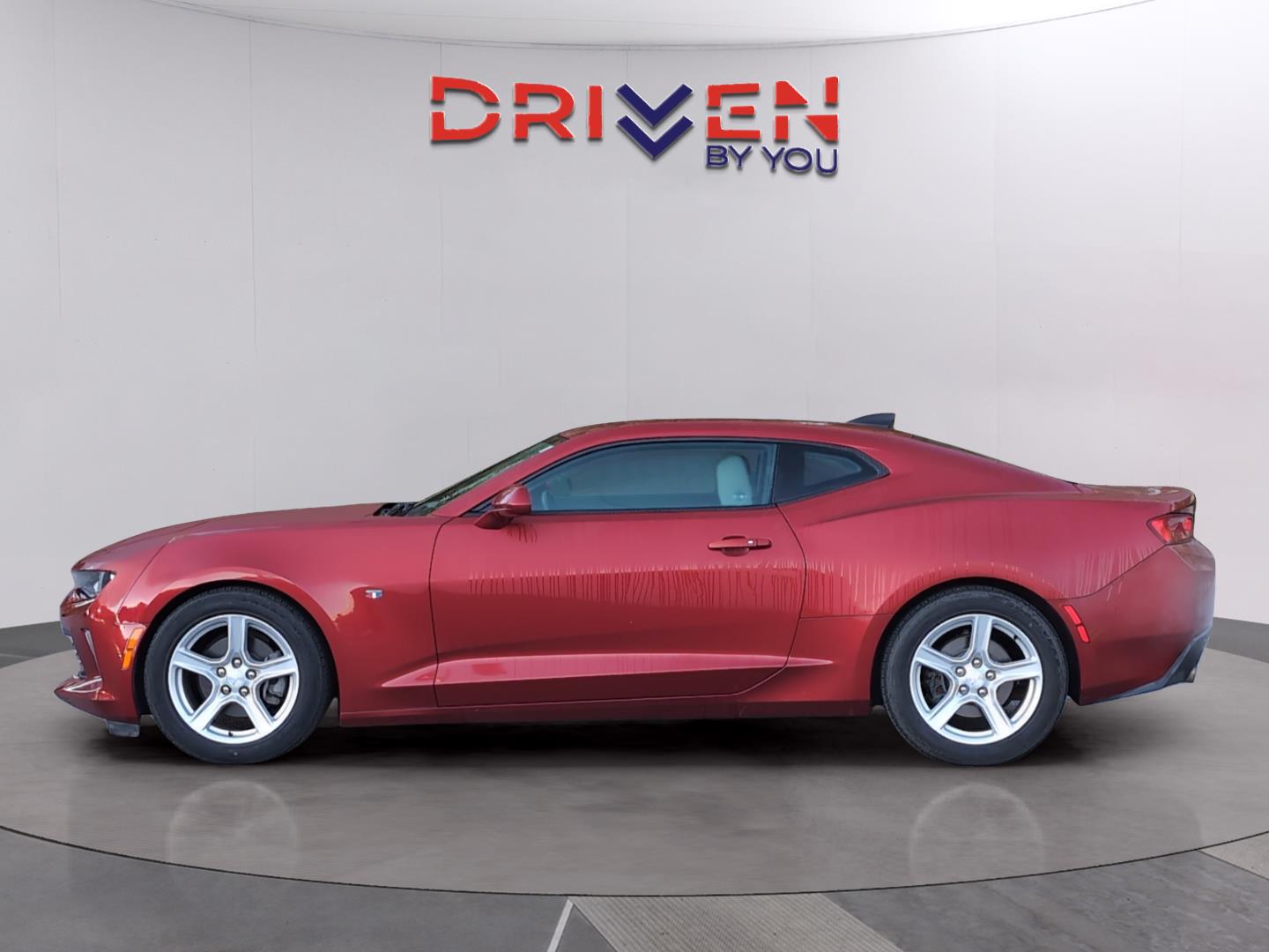 2016 Chevrolet Camaro 1LT photo 2