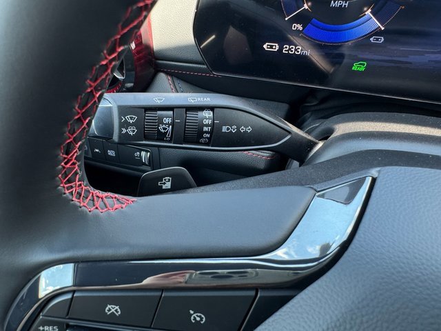 2025 Chevrolet Blazer EV RS photo 17