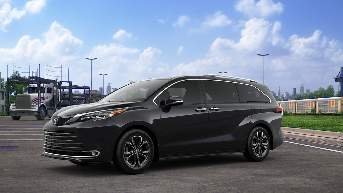 2025 Toyota Sienna Platinum photo 2