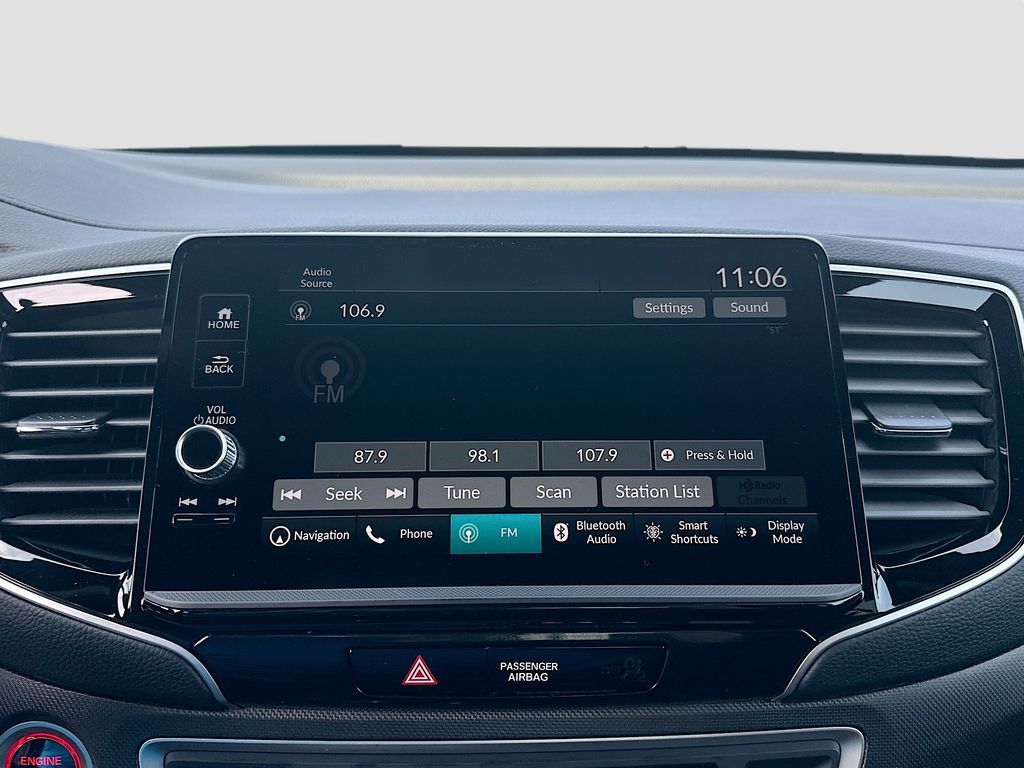 2025 Honda Ridgeline TrailSport photo 10