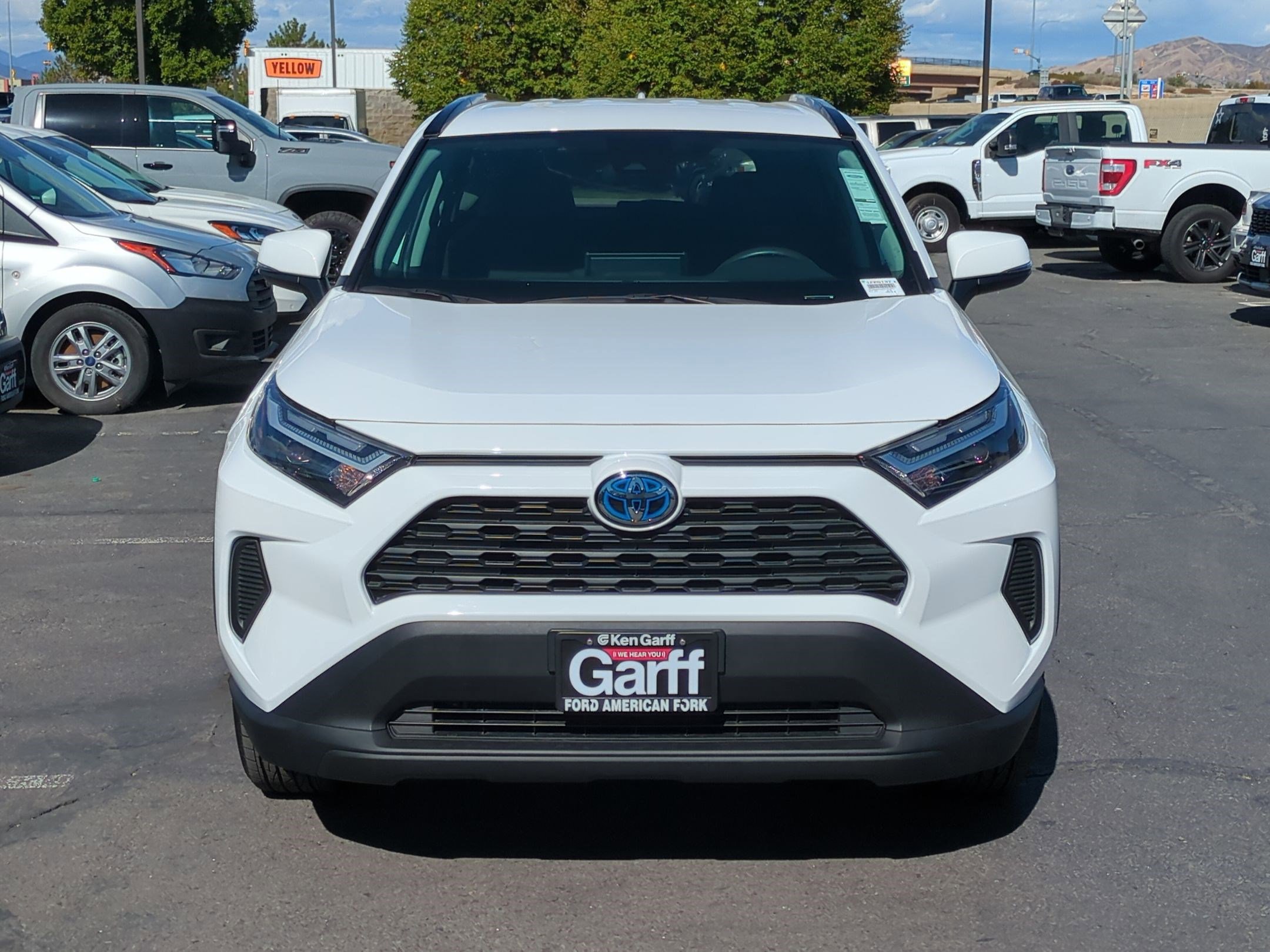 2024 Toyota RAV4 Hybrid LE photo 8