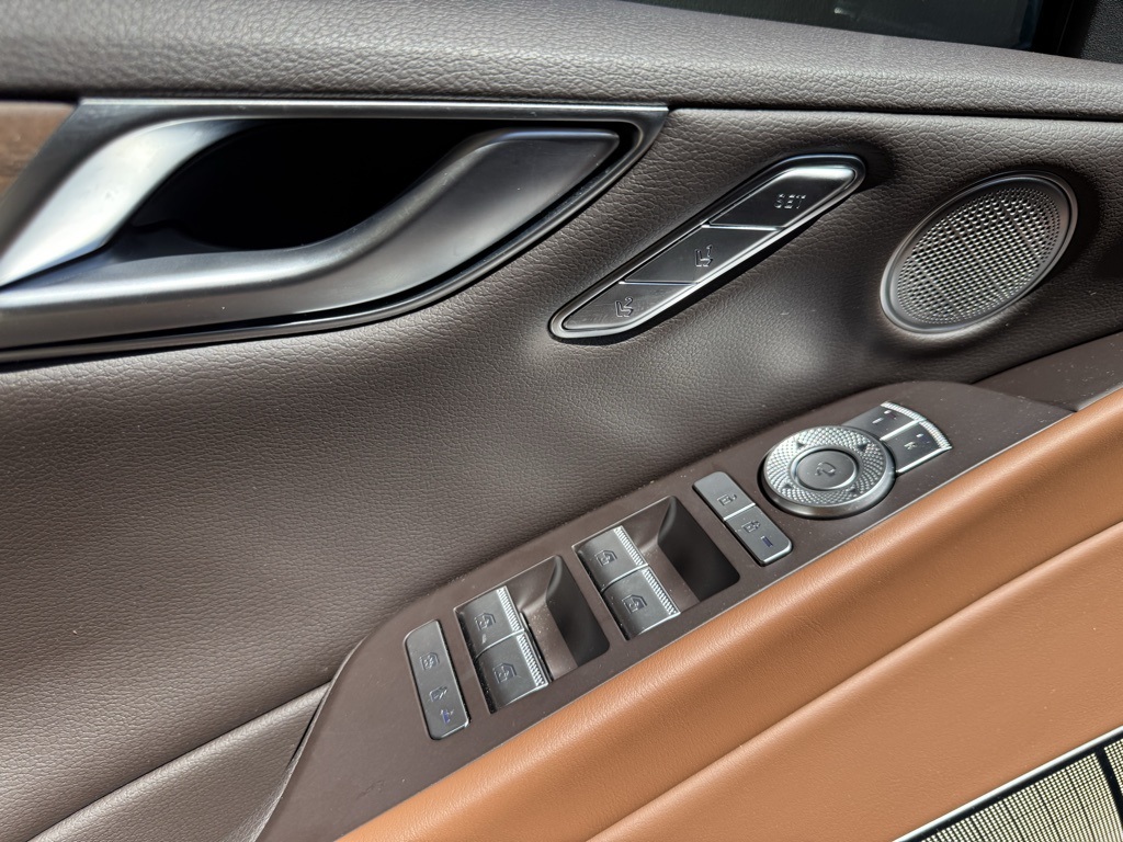 2024 Genesis Electrified G80 Advanced Prestige photo 16