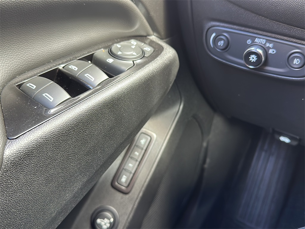 2022 Chevrolet Equinox Premier photo 13