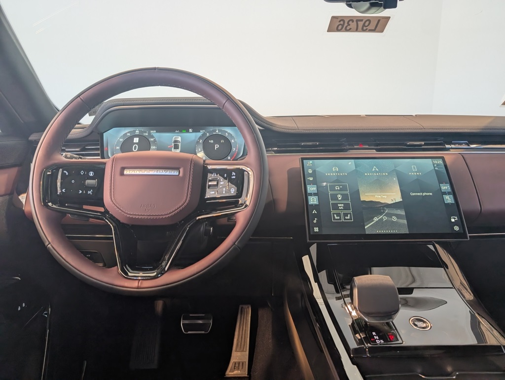 2025 Land Rover Range Rover Sport SE photo 12