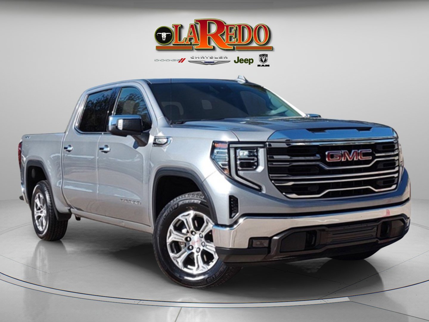 2024 GMC Sierra 1500 SLT's photo