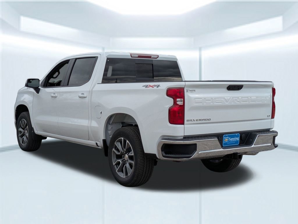 2025 Chevrolet Silverado 1500 LT photo 3