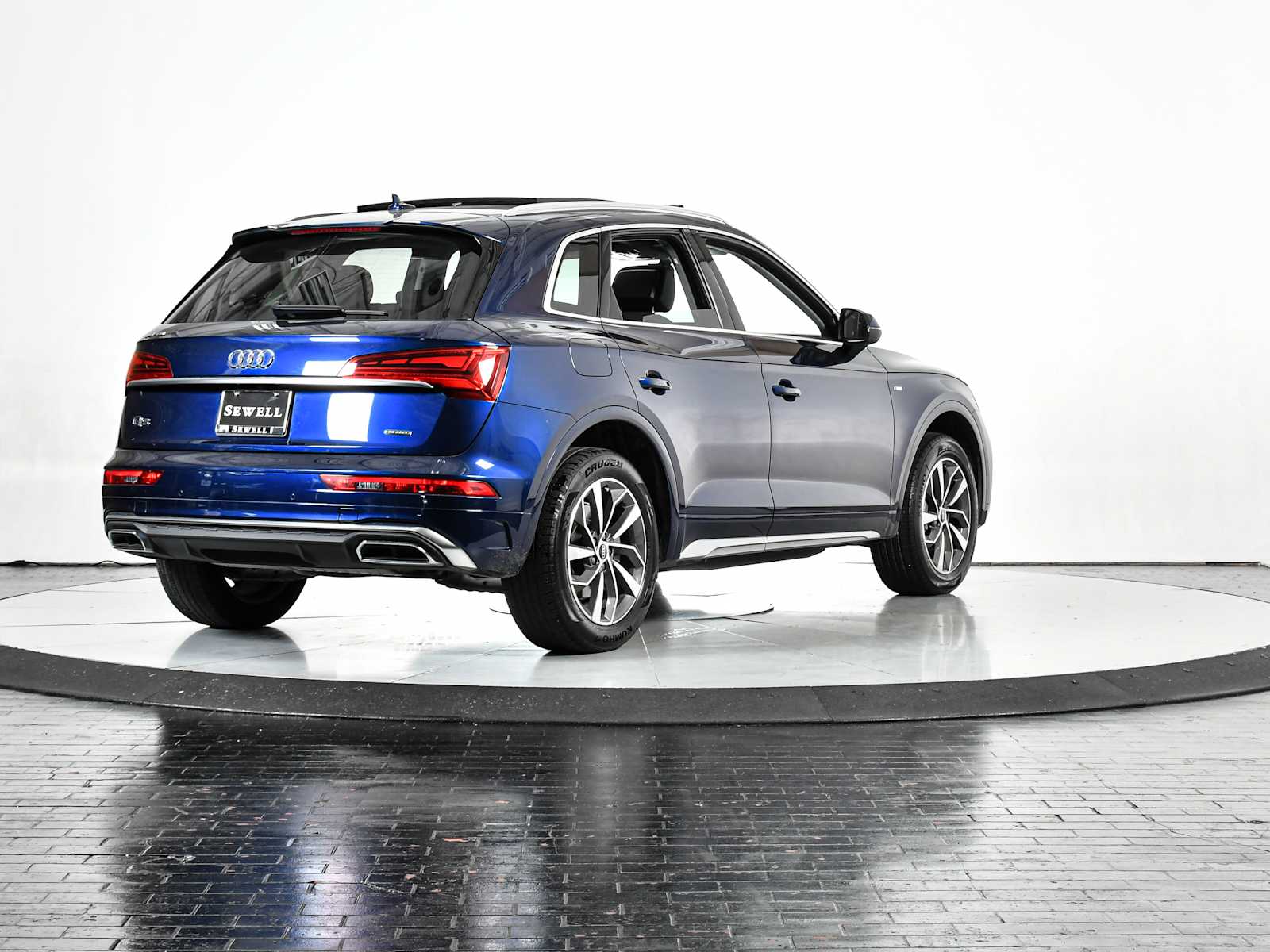 2022 Audi Q5 S line Premium Plus photo 5