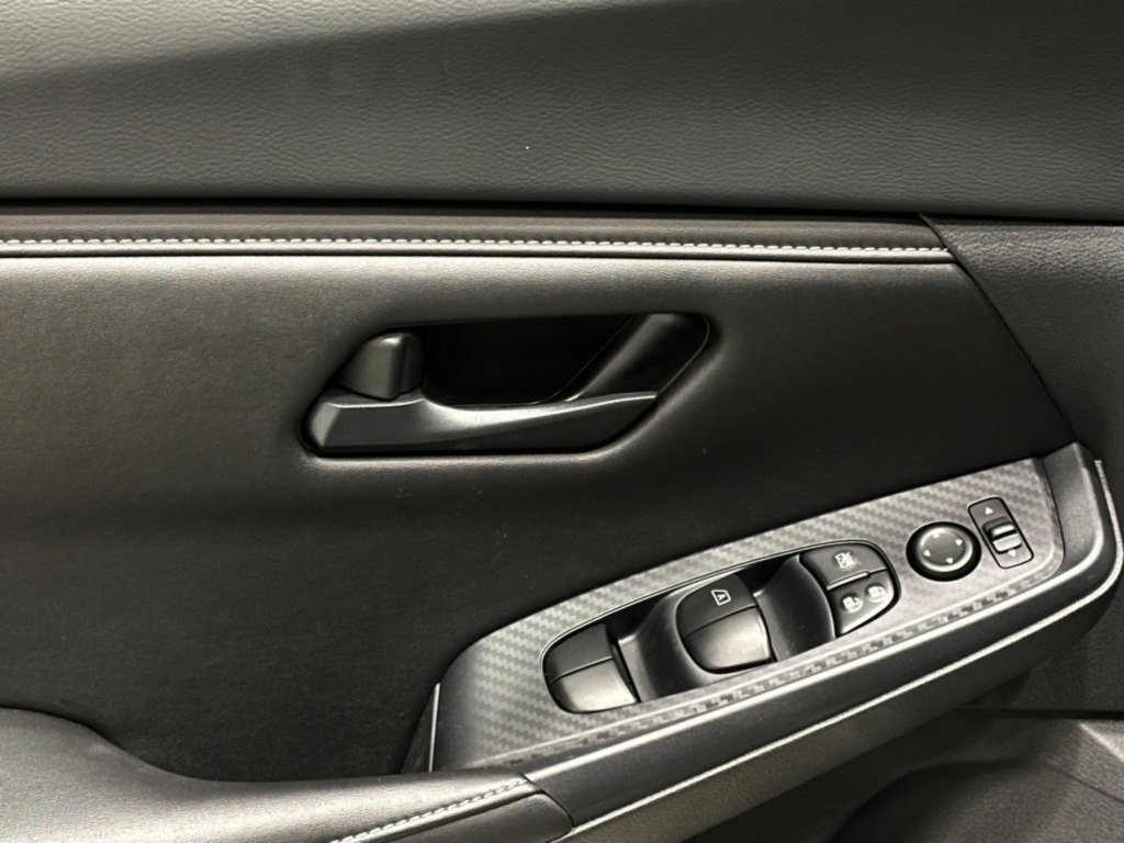 2025 Nissan Sentra S photo 16