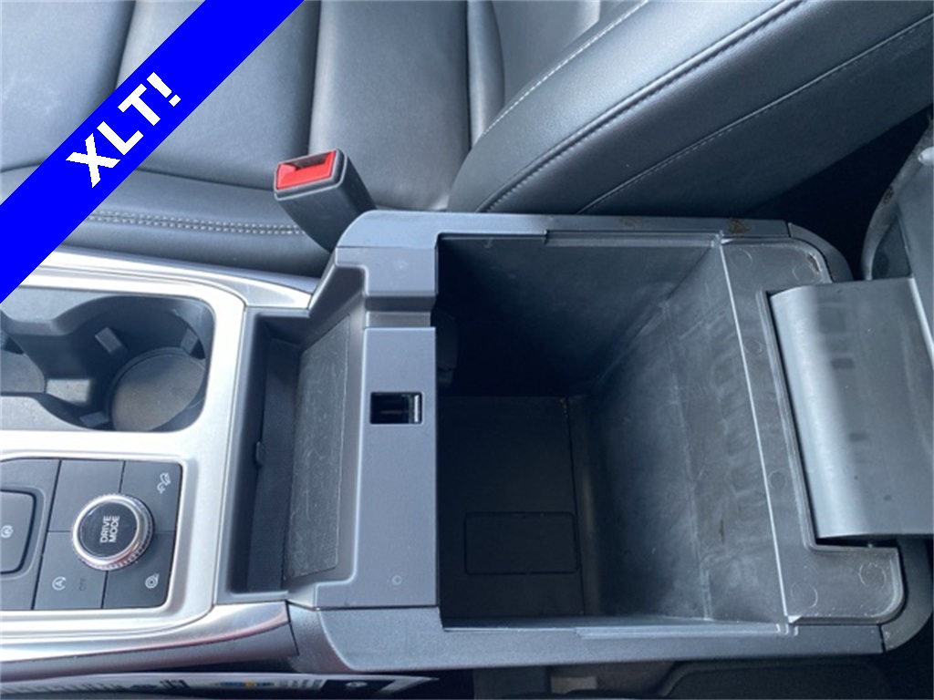 2024 Ford Explorer XLT photo 33