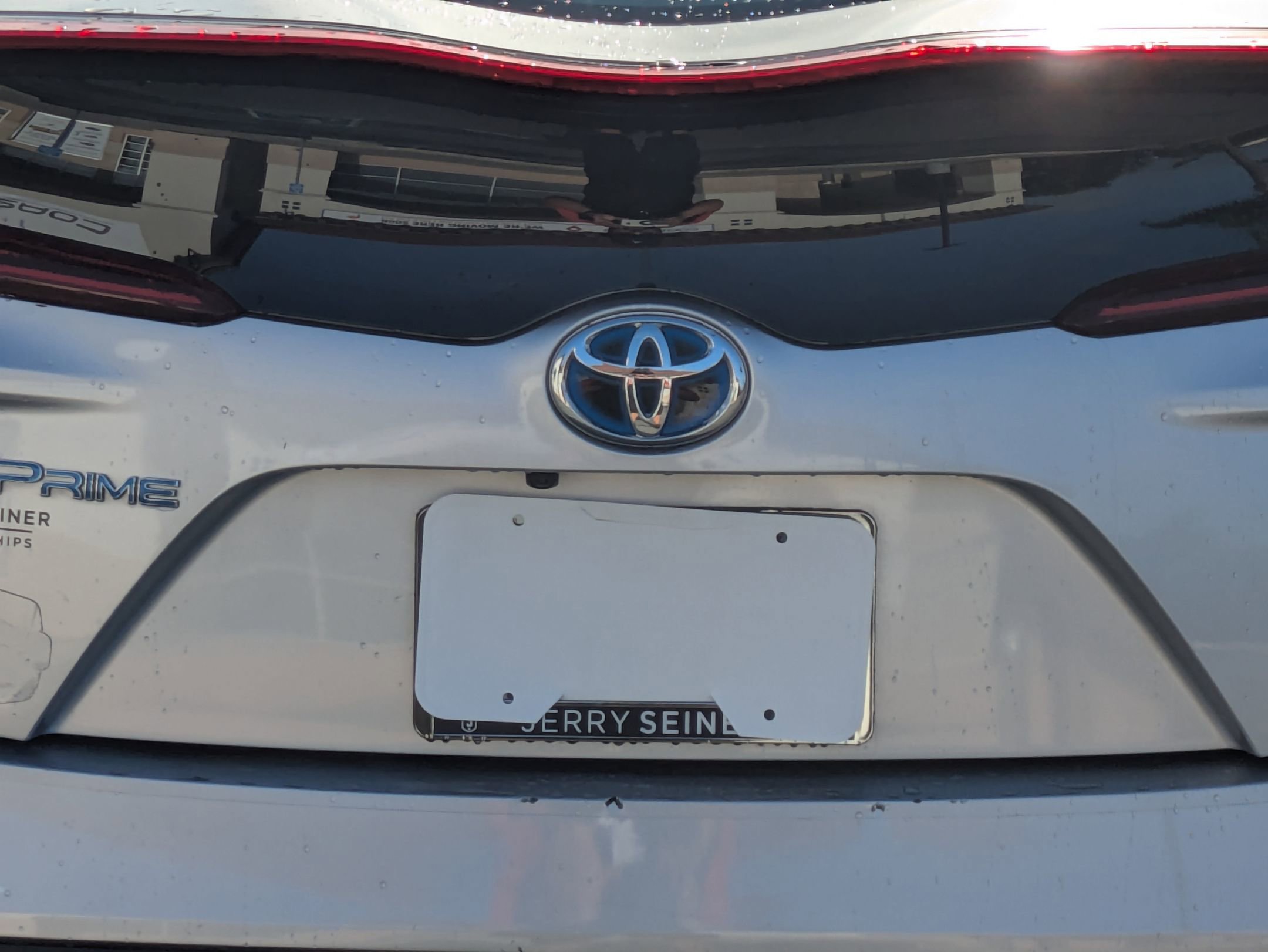 2022 Toyota Prius Prime XLE photo 12