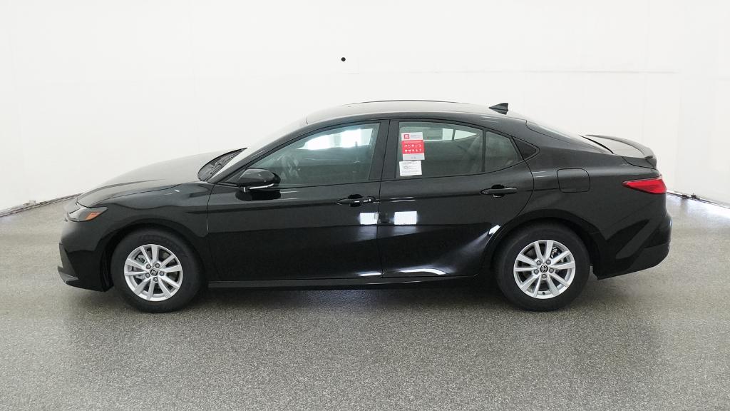 2026 Toyota Camry LE photo 9