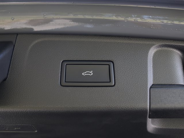2026 Volkswagen Atlas SE Technology photo 29