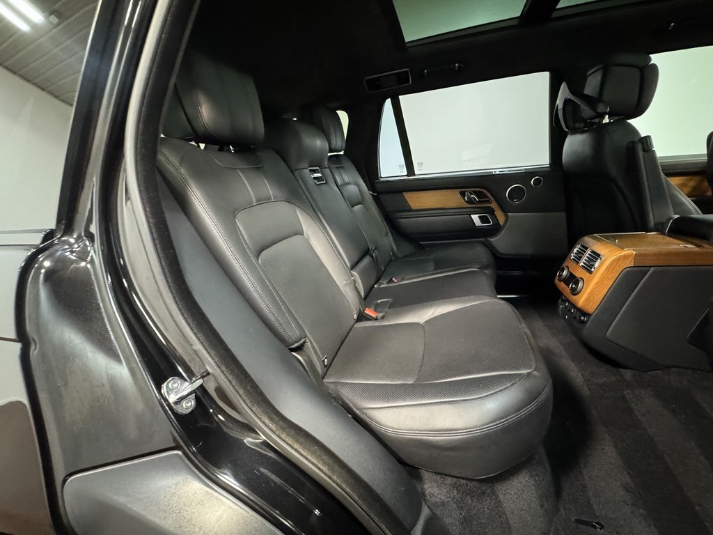 2021 Land Rover Range Rover P525 HSE HSE Westminster Edition photo 11