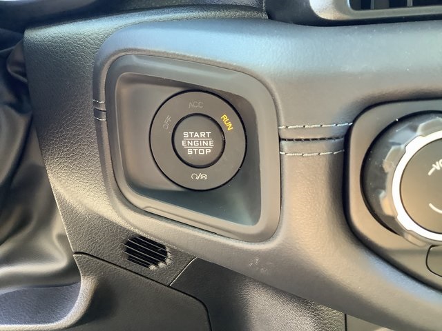 2025 Jeep Wrangler Rubicon photo 15
