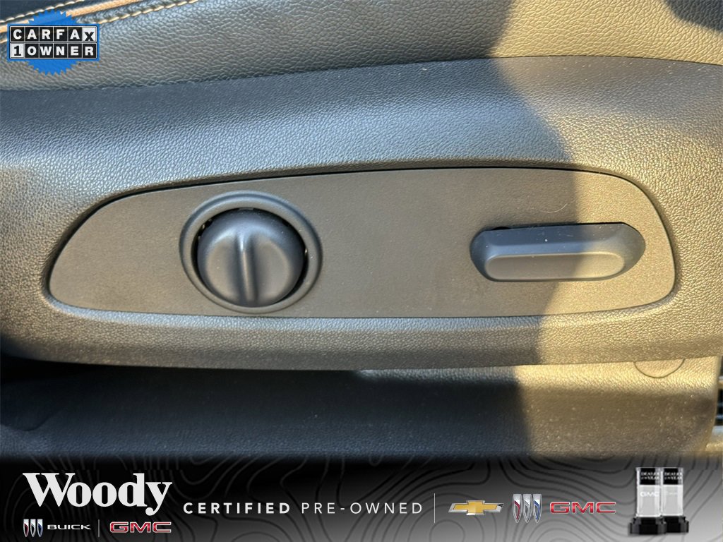 2023 GMC TERRAIN - Image 38