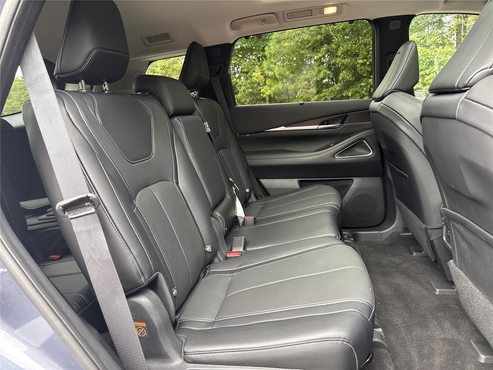 2023 Infiniti QX60 Sensory photo 24