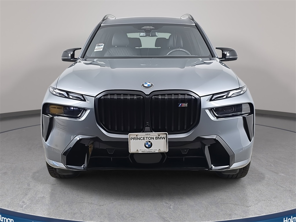 2023 Bmw X7 M60i photo 2