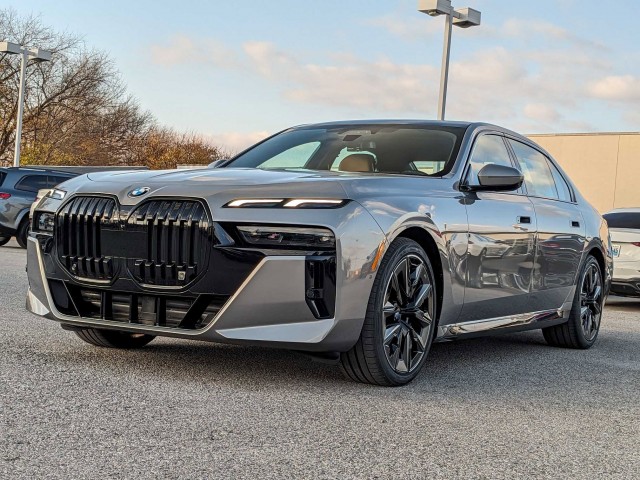 New 2024 BMW 740i 740i xDrive Sedan in Bowling Green #CP83448 | BMW of ...