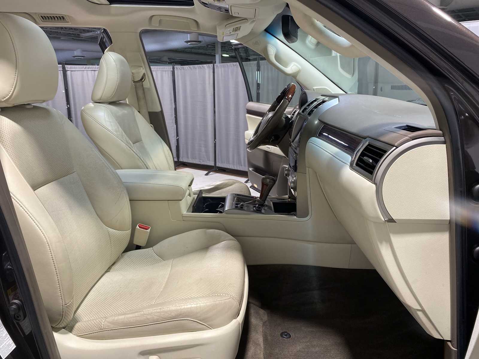 2015 Lexus GX 460 Luxury photo 12