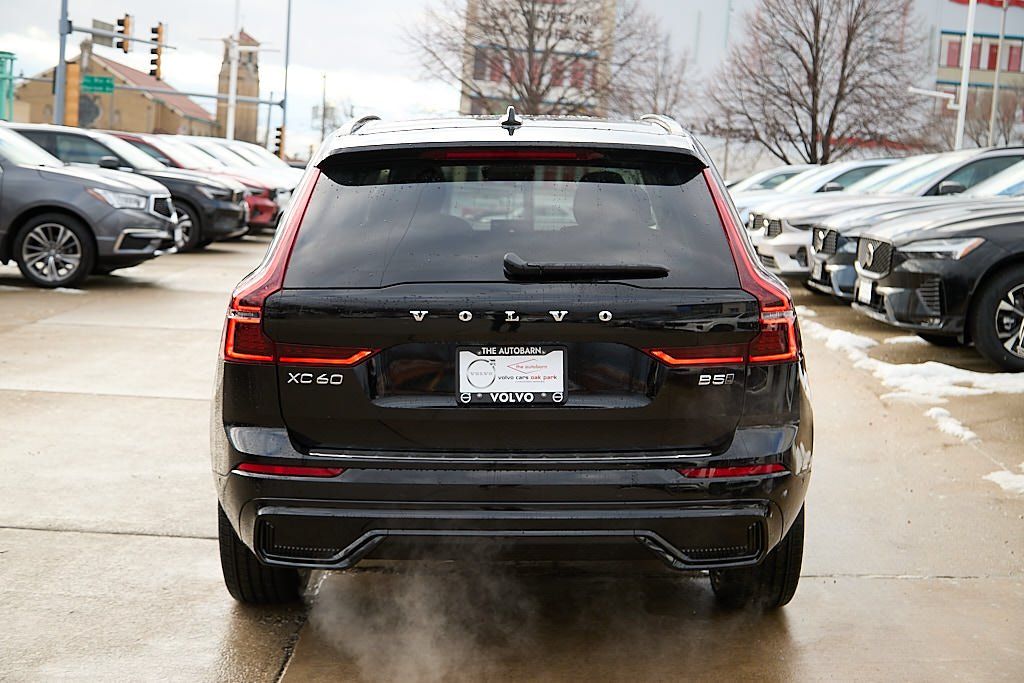 2026 VOLVO XC60 - Image 7