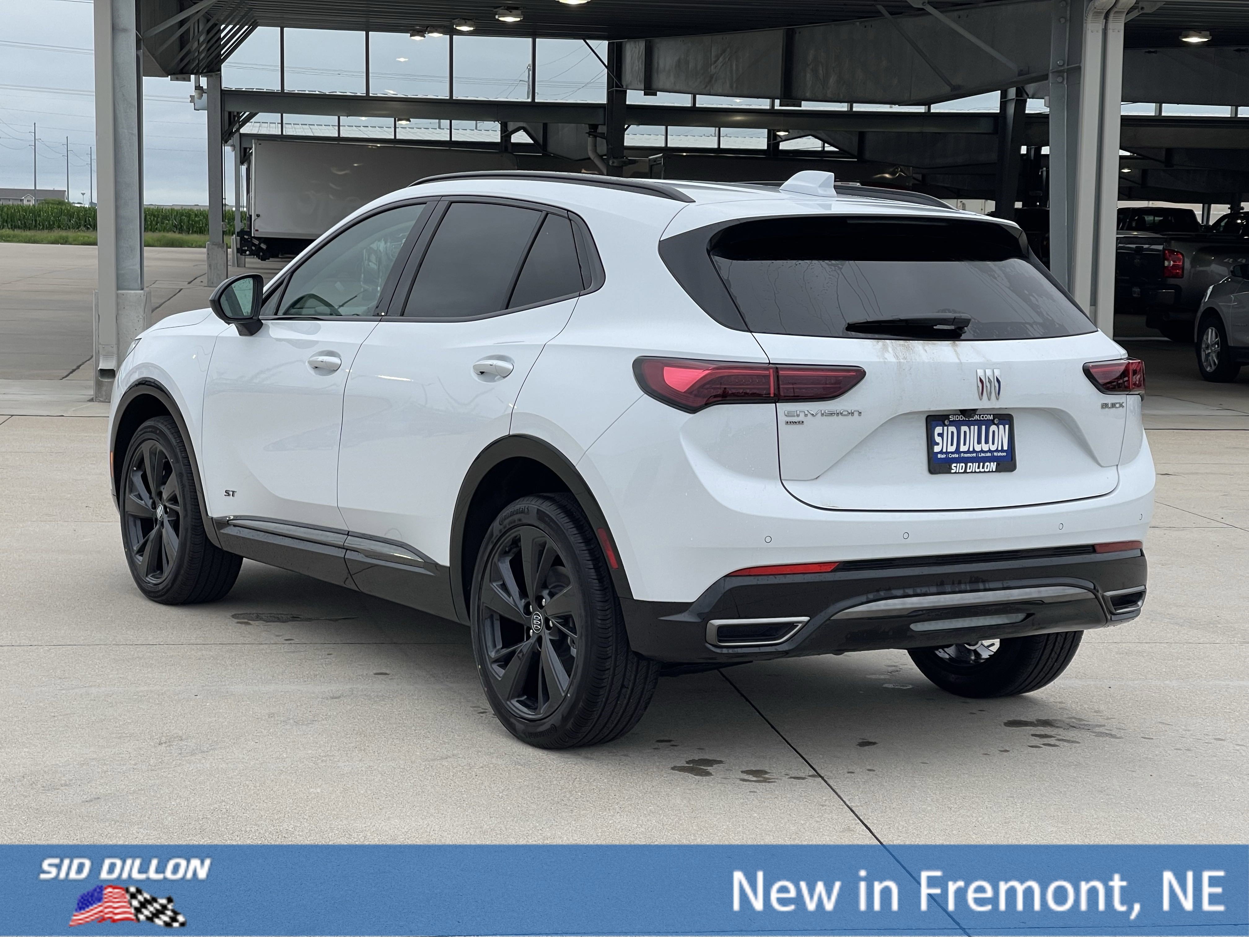 2025 Buick Envision Sport Touring photo 10