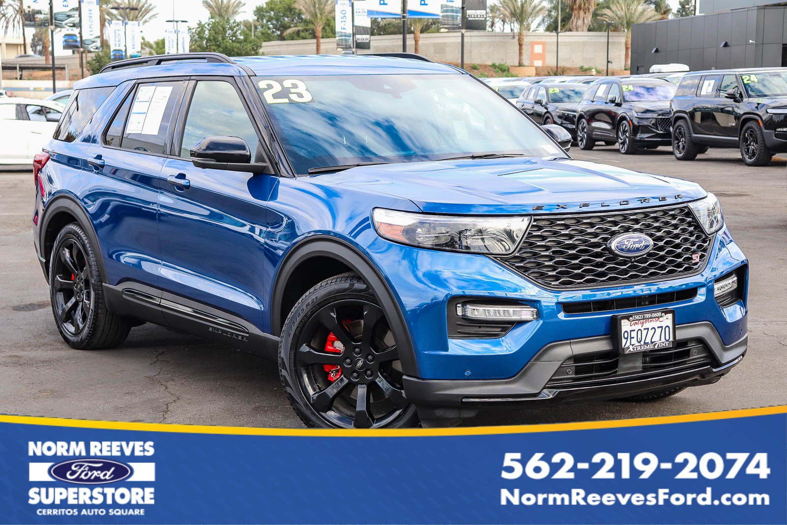 2023 Ford Explorer ST's photo