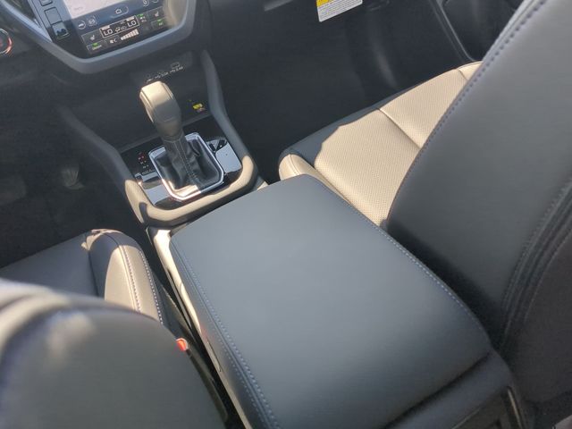 2025 Subaru Forester Limited photo 19