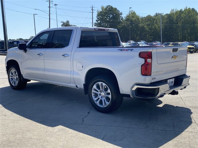 2022 Chevrolet Silverado 1500 LTZ photo 3
