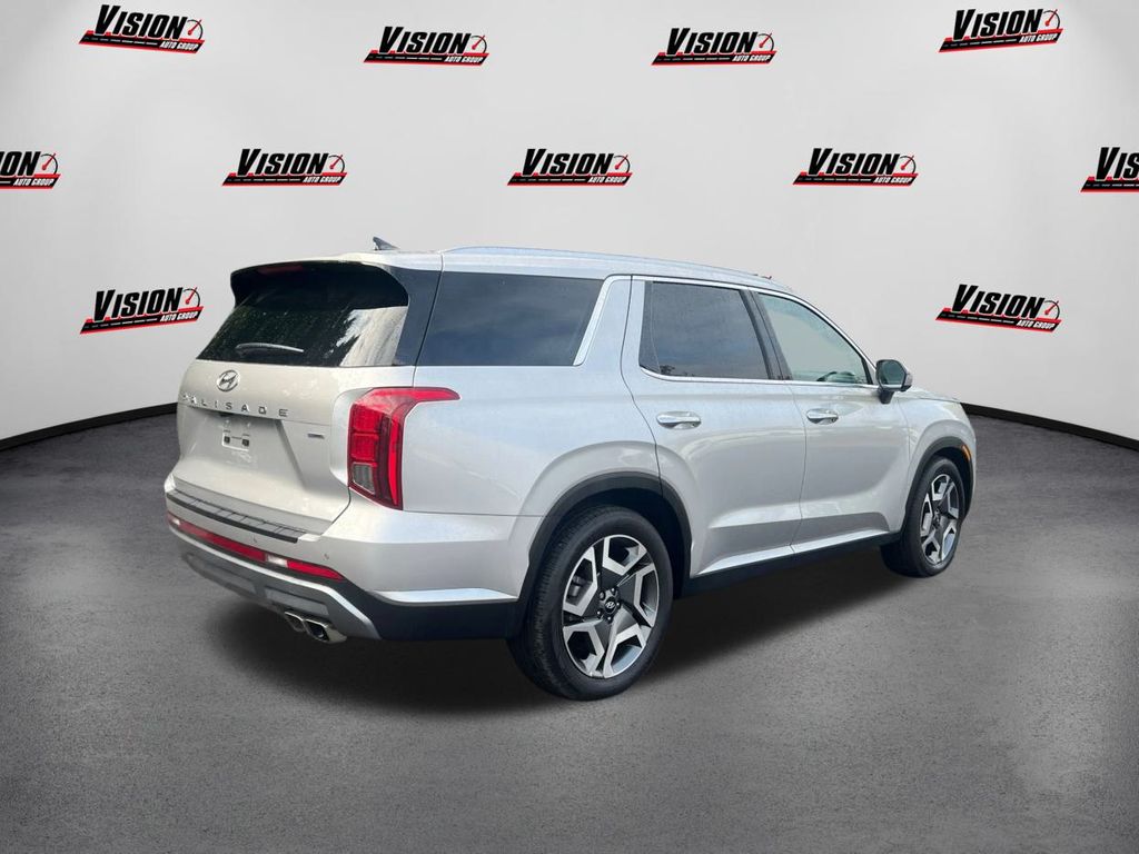 2025 Hyundai Palisade SEL photo 5