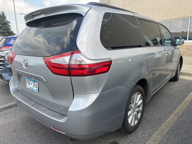 Used 2017 Toyota Sienna LE with VIN 5TDJZ3DC9HS153727 for sale in Apple Valley, Minnesota