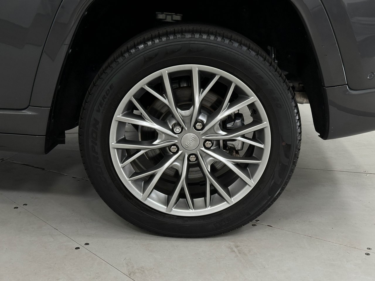 2022 Jeep Grand Cherokee Summit photo 19