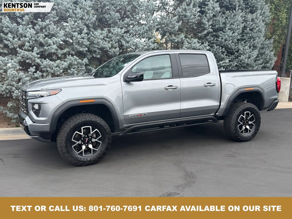 2024 GMC Canyon AT4X's photo