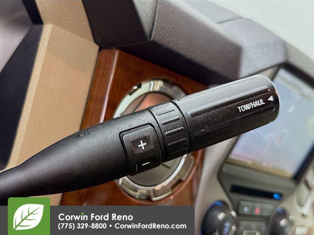 2015 Ford F-350 King Ranch photo 14