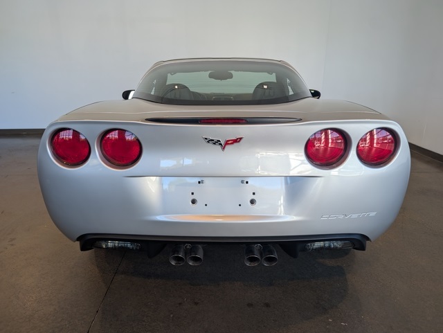 2007 Chevrolet Corvette Base photo 4