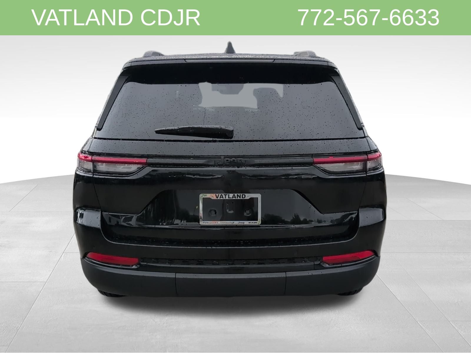 2025 Jeep Grand Cherokee Altitude photo 4