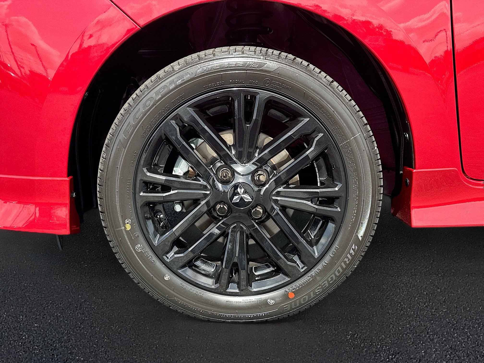 2024 Mitsubishi Mirage G4 Black Edition photo 17