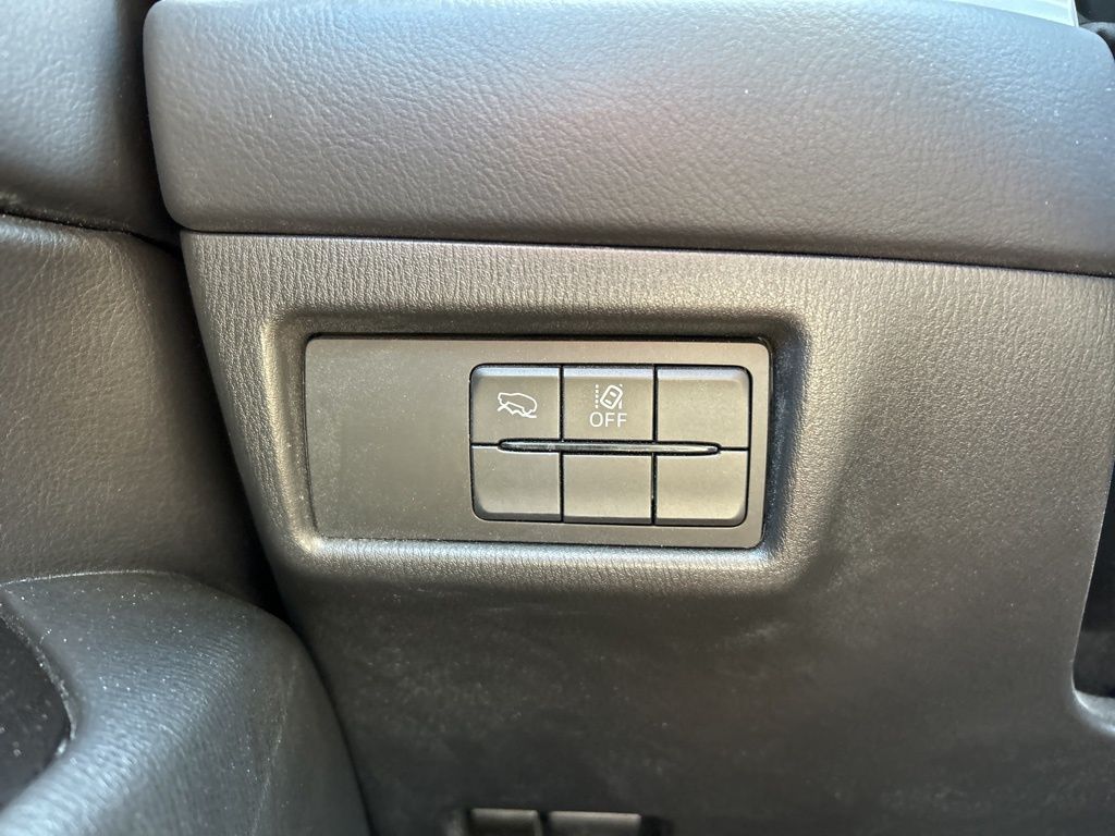 2023 Mazda CX-5 2.5 S Preferred photo 24