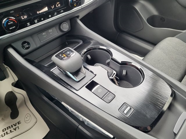 2026 Nissan Rogue SV photo 19