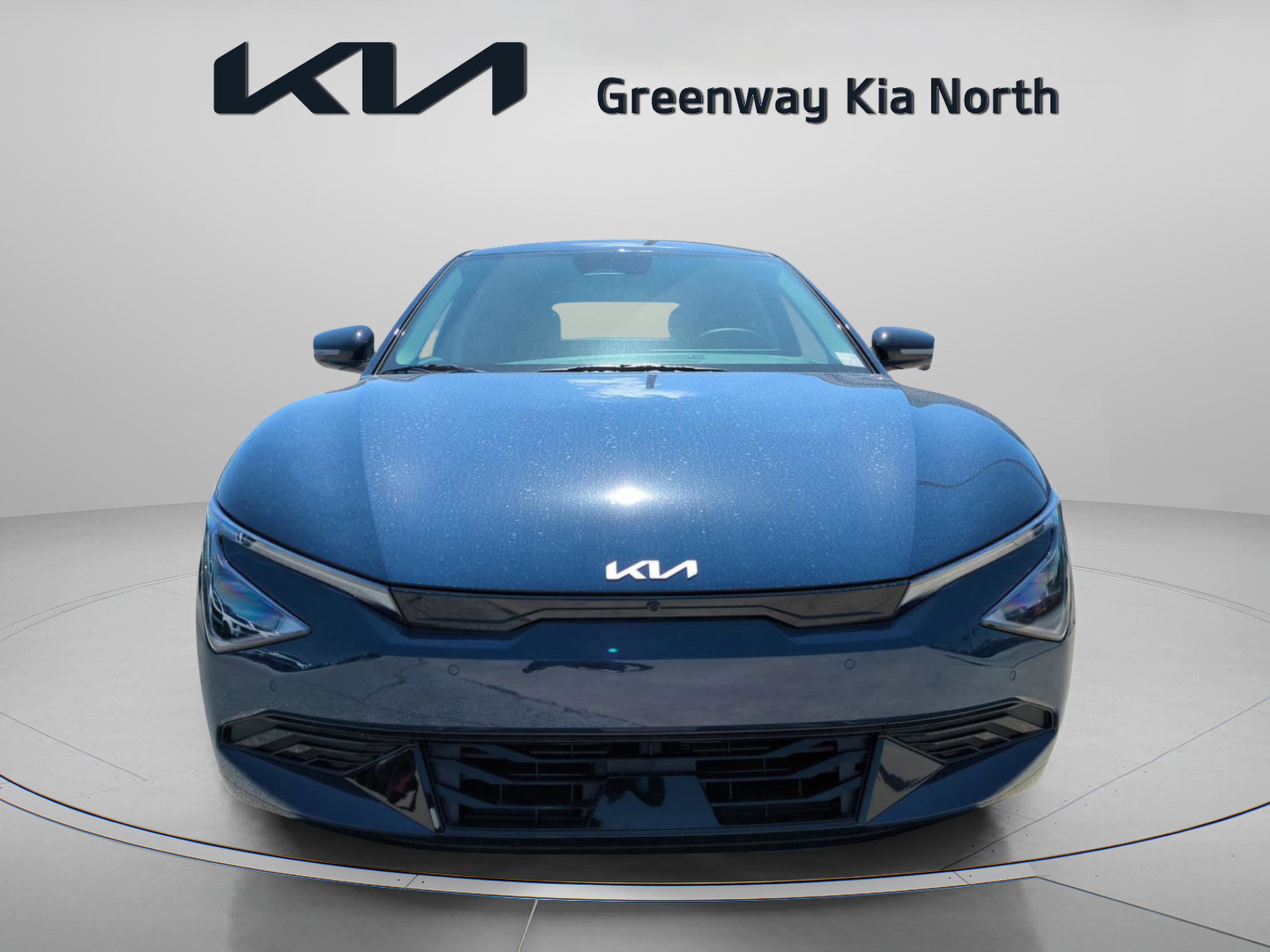 2025 Kia EV6 Wind photo 2