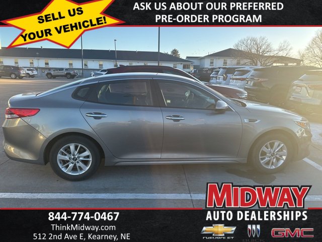 2018 Kia Optima LX's photo