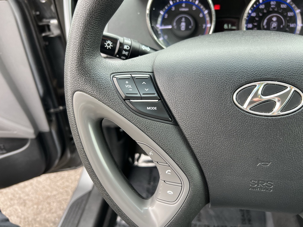 2013 Hyundai Sonata GLS photo 12