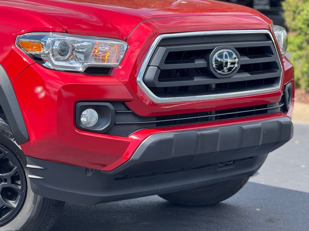 2023 Toyota Tacoma SR5 V6 photo 5