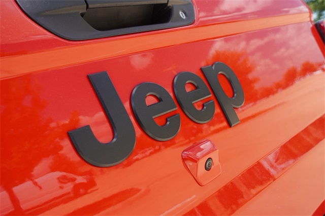 2025 Jeep Gladiator Sport photo 10